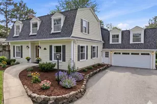 14 Timber Ln, Northbrook, IL 60062 - Photo 1