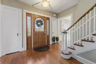 14 Timber Ln, Northbrook, IL 60062 - Photo 2