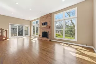 14 Timber Ln, Northbrook, IL 60062 - Photo 14