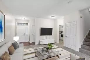 438 N Keswick Ct, Round Lake, IL 60073 - Photo 4