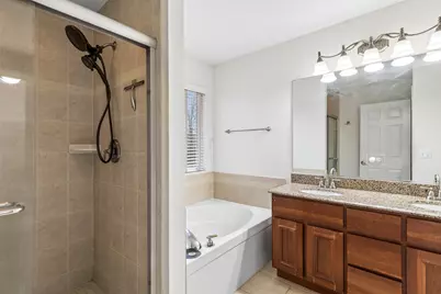 438 N Keswick Court, Round Lake, IL 60073 - Photo 20