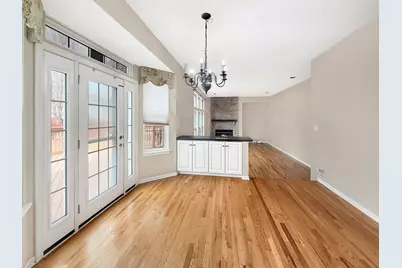 18421 W Springwood Drive, Grayslake, IL 60030 - Photo 4