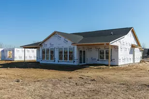 163 Skaloud Ct, East Moline, IL 61244 - Photo 8