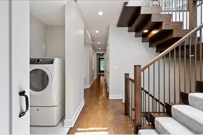 2901 N Burling Street, Chicago, IL 60657 - Photo 20