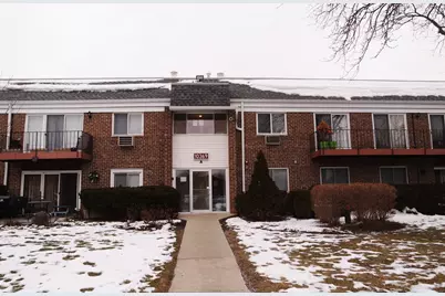 10369 Dearlove Road #2F, Glenview, IL 60025 - Photo 1