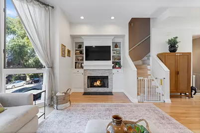 2003 N Hoyne Avenue, Chicago, IL 60647 - Photo 8