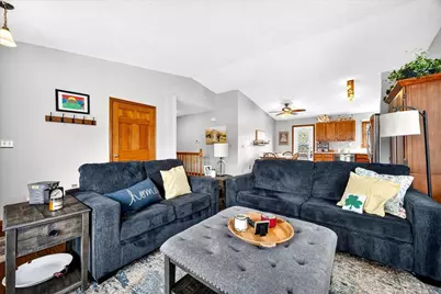 1409 Oakbrook Drive #2, Bloomington, IL 61704 - Photo 4