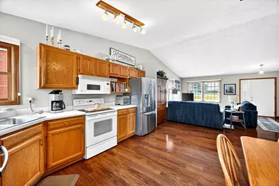 1409 Oakbrook Drive #2, Bloomington, IL 61704 - Photo 10