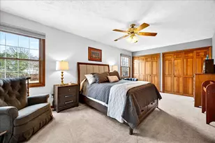 1409 Oakbrook Dr, Bloomington, IL 61704 - Photo 12