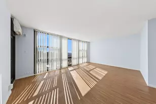 2605 S Indiana Ave, Chicago, IL 60616 - Photo 6