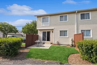 355 Hazelwood Terrace, Buffalo Grove, IL 60089 - Photo 2