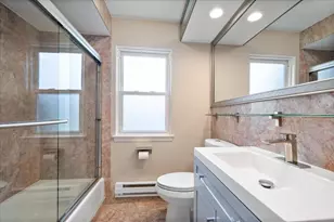 5236 N Potawatomie St, Chicago, IL 60656 - Photo 8