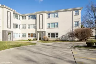 5236 N Potawatomie St, Chicago, IL 60656 - Photo 12