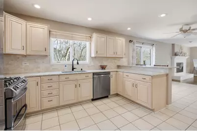 9706 Fox Shores Drive, Algonquin, IL 60102 - Photo 22