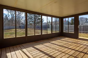 976 Prescott Dr, Rockford, IL 61108 - Photo 14