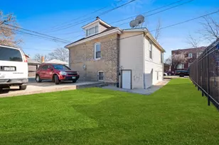 2548 W 57th St, Chicago, IL 60629 - Photo 24