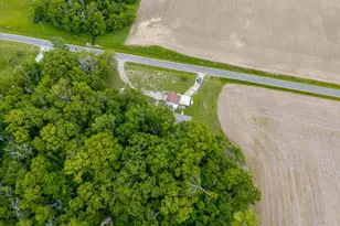 20100 Diamond Springs Rd, Shattuc, IL 62231 - Photo 36