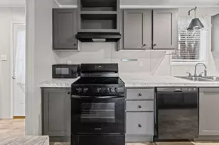 20100 Diamond Springs Rd, Shattuc, IL 62231 - Photo 30