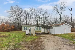 20100 Diamond Springs Rd, Shattuc, IL 62231 - Photo 2