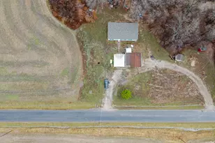 20100 Diamond Springs Rd, Shattuc, IL 62231 - Photo 38