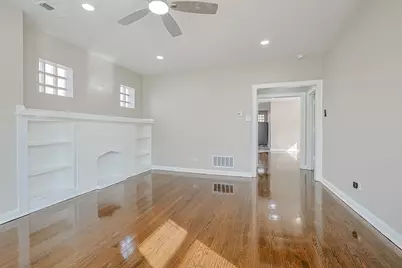 5955 S Whipple Street, Chicago, IL 60629 - Photo 4