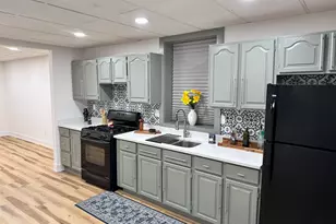 1040 W 34th Pl, Chicago, IL 60608 - Photo 26