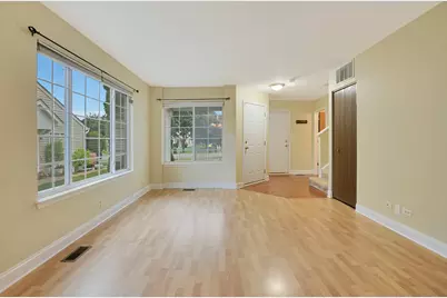 3184 Impressions Drive #3184, Lake in the Hills, IL 60156 - Photo 4