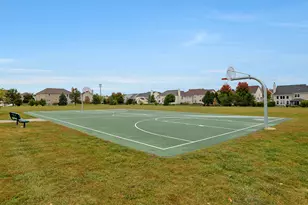 3184 Impressions Dr, Lake in the Hills, IL 60156 - Photo 26