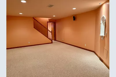 180 Clover Chase Circle, Woodstock, IL 60098 - Photo 16