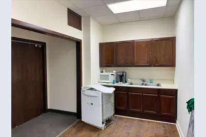 4409 W Lawrence Avenue, Chicago, IL 60630 - Photo 4