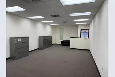 4409 W Lawrence Avenue, Chicago, IL 60630 - Photo 2