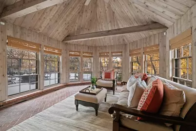 2836 Blackhawk Road, Wilmette, IL 60091 - Photo 12