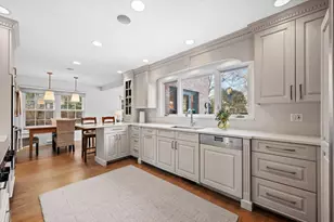 2836 Blackhawk Rd, Wilmette, IL 60091 - Photo 14