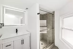 1919 W Chicago Ave, Chicago, IL 60622 - Photo 16