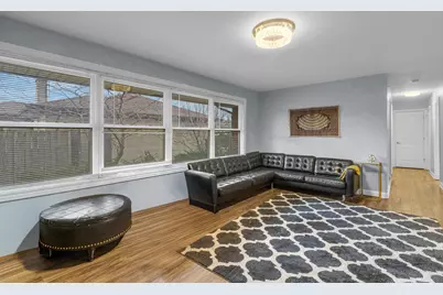 6756 N Keating Avenue, Lincolnwood, IL 60712 - Photo 6