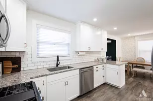 262 Lionel Rd, Riverside, IL 60546 - Photo 10