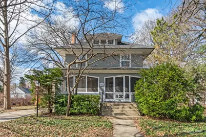 118 S Union Street, Elgin, IL 60123 - Photo 2