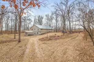 11660 Farm School Rd, Durand, IL 61024 - Photo 2