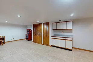 1705 Hawkins Ave, Downers Grove, IL 60516 - Photo 36