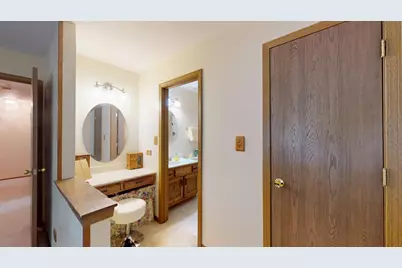 1705 Hawkins Avenue, Downers Grove, IL 60516 - Photo 28