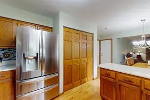 1705 Hawkins Ave, Downers Grove, IL 60516 - Photo 16