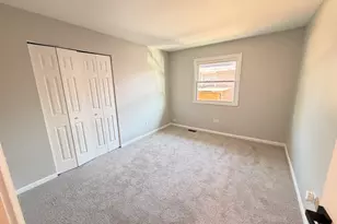 18045 Edwards Ave, Country Club Hills, IL 60478 - Photo 12