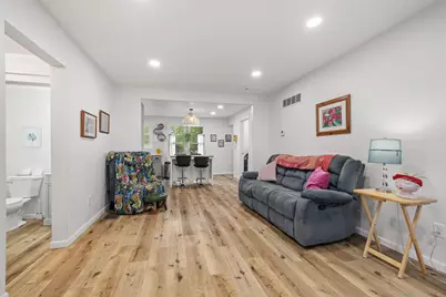 816 S Jefferson Avenue, Dixon, IL 61021 - Photo 8