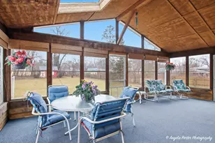 515 Country Club Dr, McHenry, IL 60050 - Photo 12