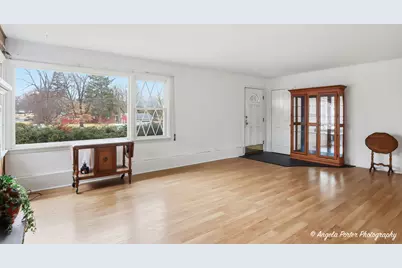 515 Country Club Drive, McHenry, IL 60050 - Photo 10