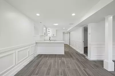 3934 N Sawyer Avenue #B, Chicago, IL 60618 - Photo 8