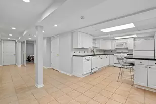 9117 Kenneth Ave, Skokie, IL 60076 - Photo 28