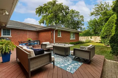 9117 Kenneth Avenue, Skokie, IL 60076 - Photo 34