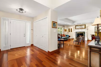 9117 Kenneth Avenue, Skokie, IL 60076 - Photo 2