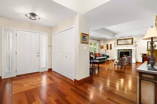 9117 Kenneth Ave, Skokie, IL 60076 - Photo 2